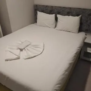 Apart Otel Adams, İstanbul